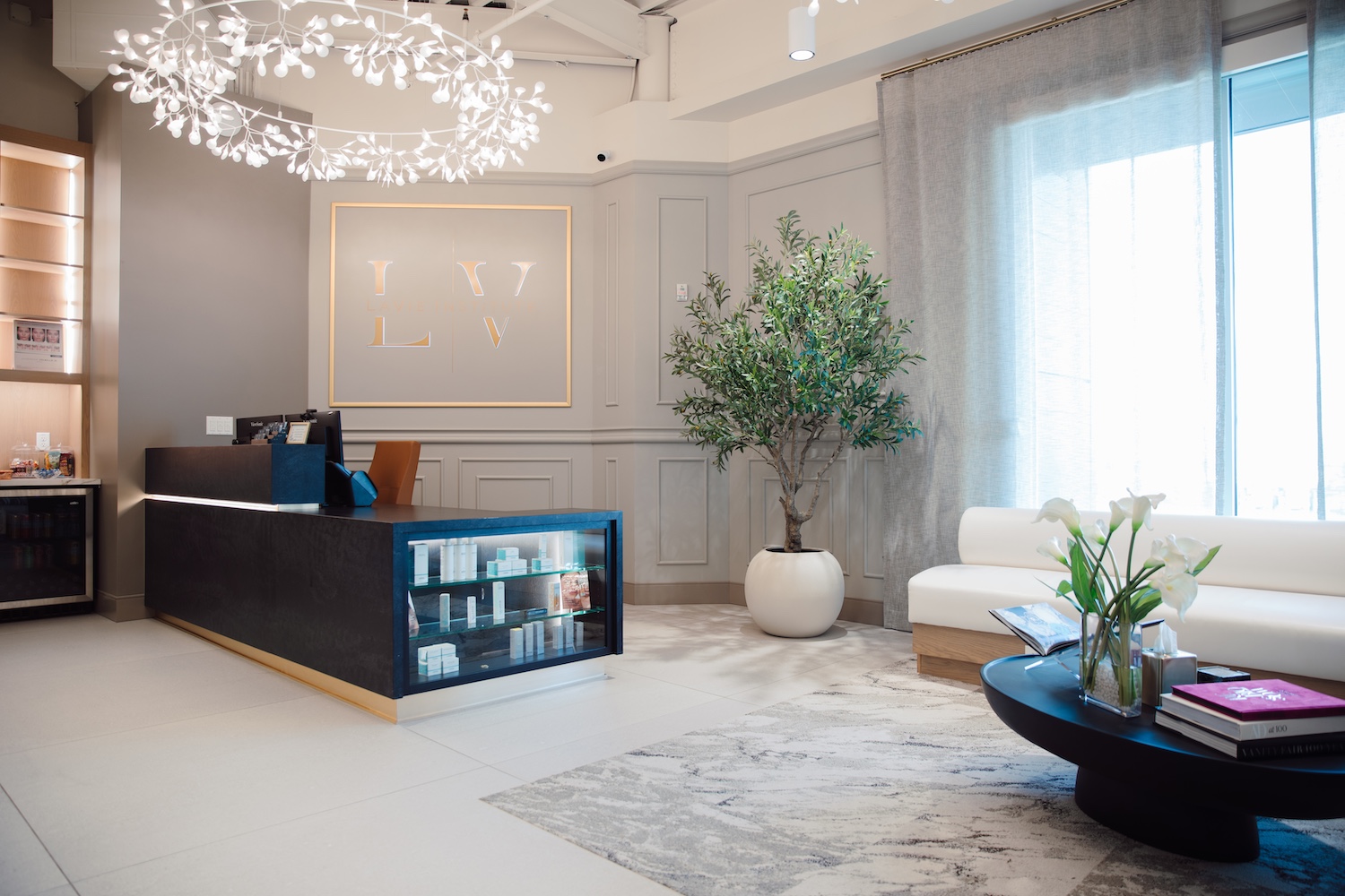 interior lobby of LaVie Plastic Surgery